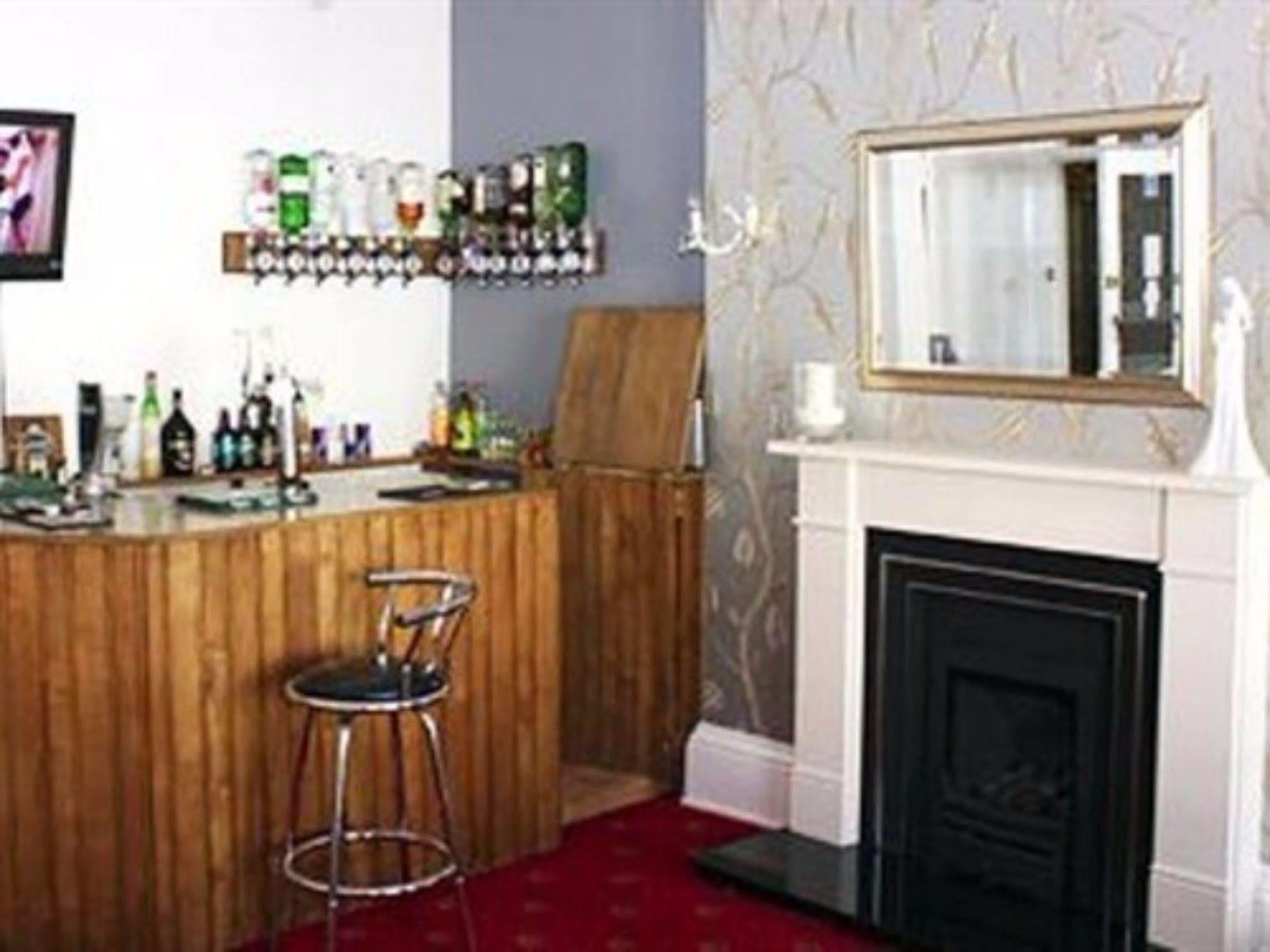 Trelawney Hotel - Guest House Torquay Extérieur photo